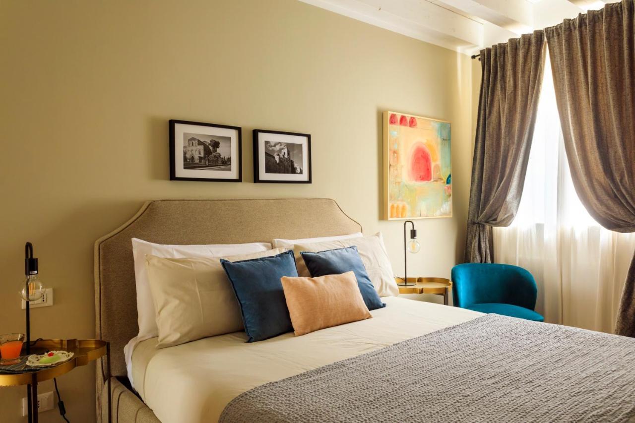 Sui Tetti Di Balarm Boutique Rooms Palermo Bagian luar foto