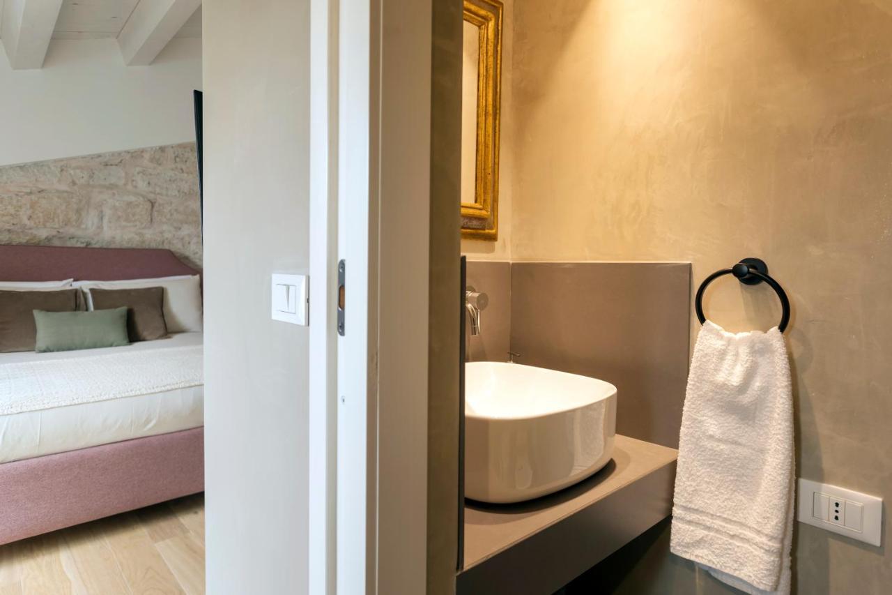 Sui Tetti Di Balarm Boutique Rooms Palermo Bagian luar foto