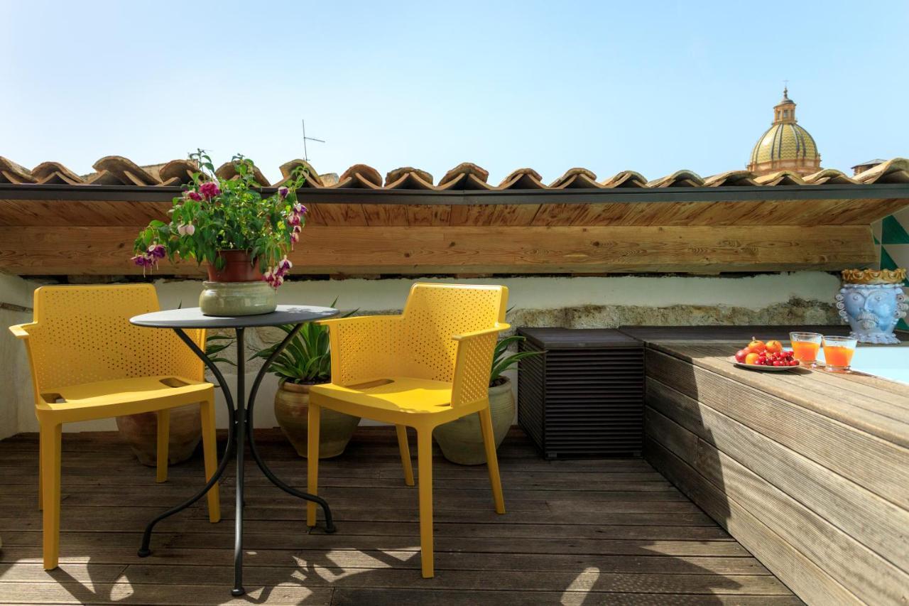Sui Tetti Di Balarm Boutique Rooms Palermo Bagian luar foto
